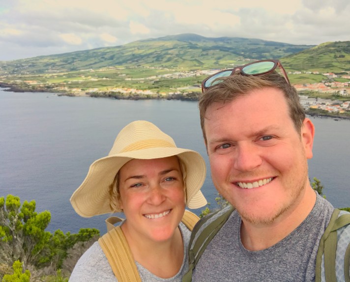 DF35C2B7-F530-46C0-A110-E7F0B0876B03